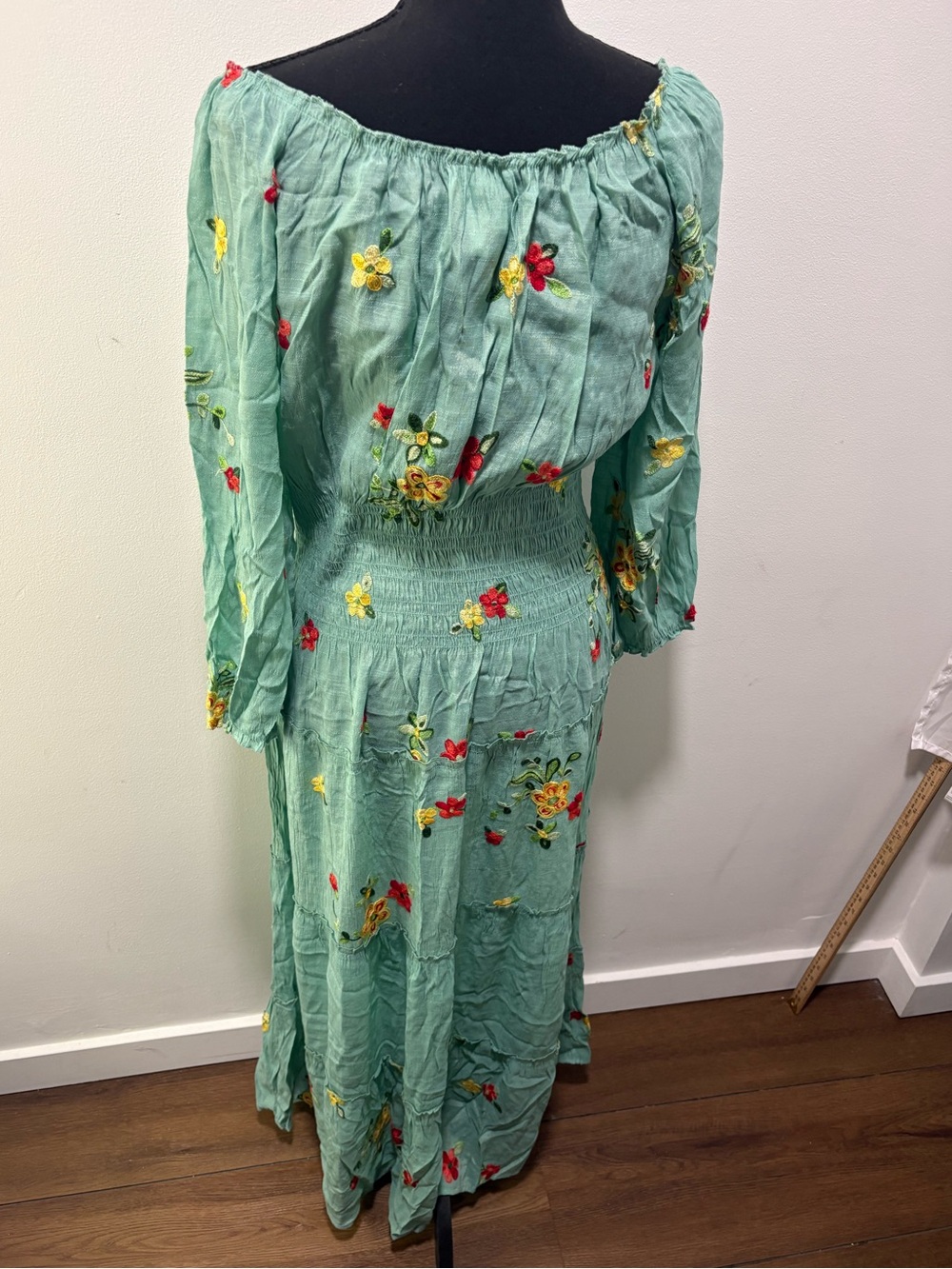 Fig and Flower Aqua Floral Embroidered Button Front Maxi Dress Boho L - Picture 4 of 10